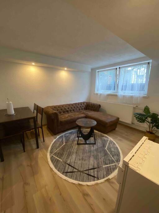 Gaestewohnung In 金茨堡 外观 照片